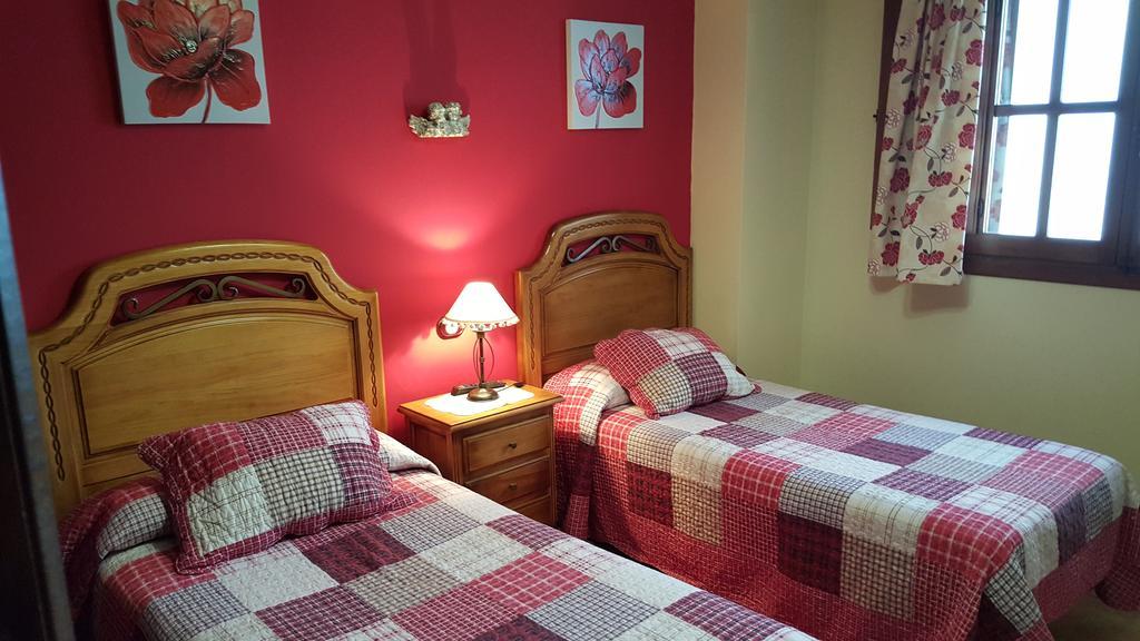 Apartamentos Rurales Tauro 加比祖尔拉山谷 外观 照片